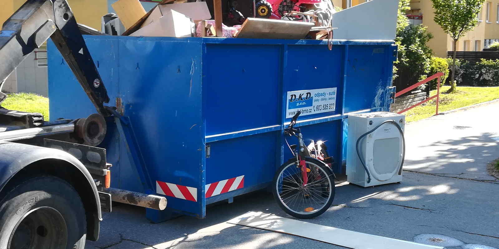 kontejnerova-doprava-brno-dkd-9 Kontejnerová doprava, přistavení kontejnerů, odvoz suti a odpadů